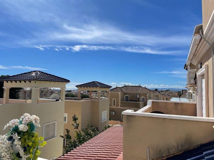 Image No.34-3 Bed House for sale