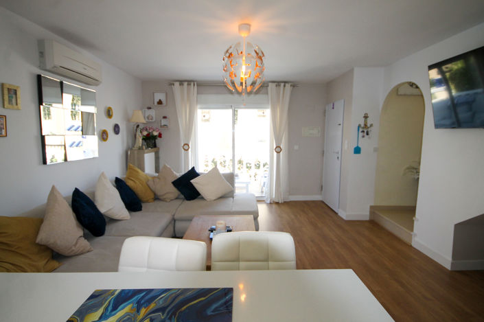 Image No.7-3 Bed House for sale