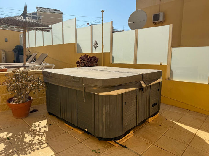 Image No.23-4 Bed Apartment for sale