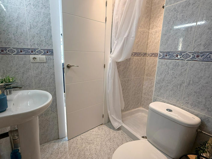 Image No.10-3 Bed Villa for sale