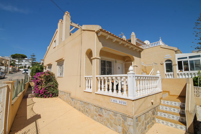 Image No.1-2 Bed Villa for sale