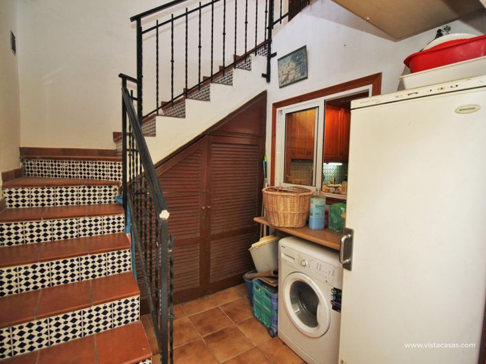 Image No.13-3 Bed House for sale