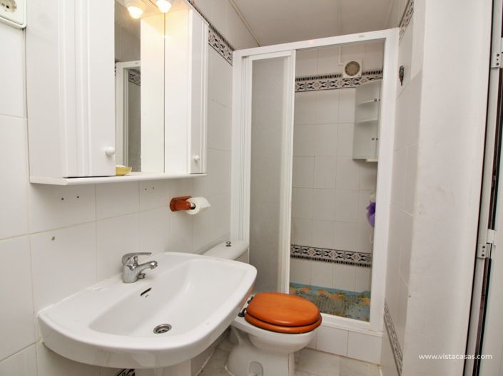 Image No.15-3 Bed House for sale