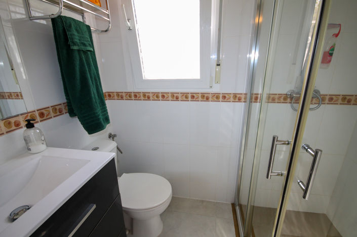 Image No.18-2 Bed Villa for sale