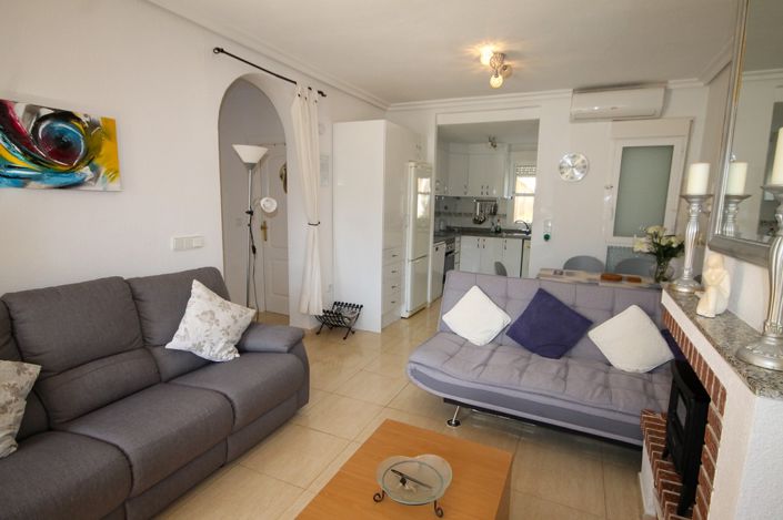 Image No.11-2 Bed House for sale