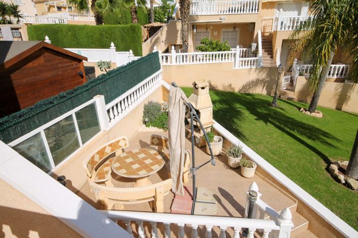 Image No.19-2 Bed House for sale