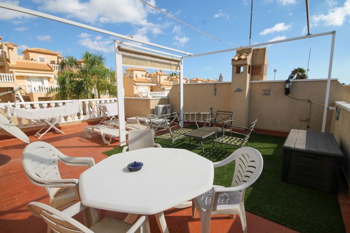 Image No.20-2 Bed House for sale