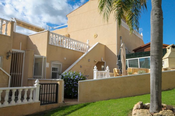 Image No.25-2 Bed House for sale