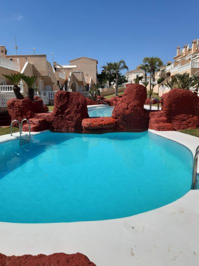 Image No.28-2 Bed House for sale