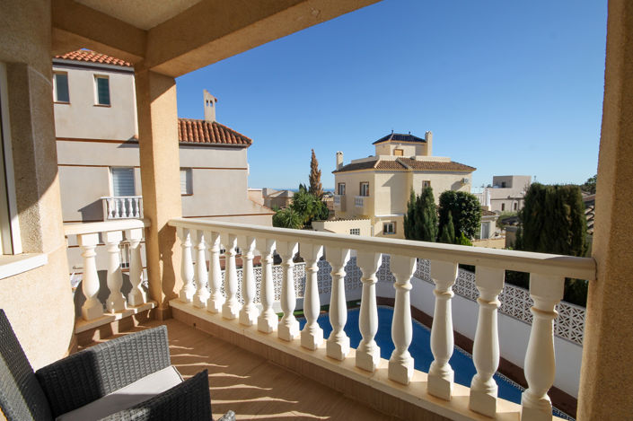 Image No.18-3 Bed Villa for sale