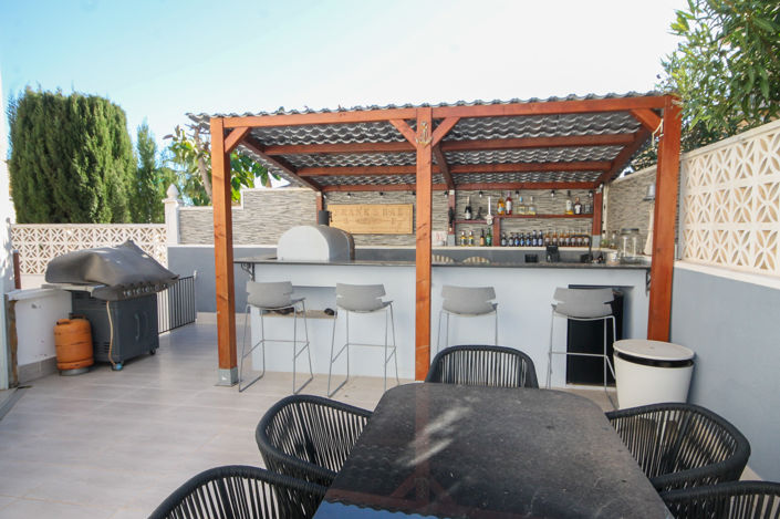 Image No.24-3 Bed Villa for sale