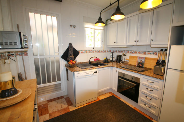 Image No.10-2 Bed Apartment for sale