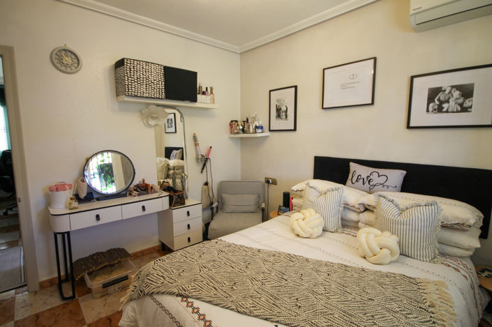 Image No.13-2 Bed Apartment for sale