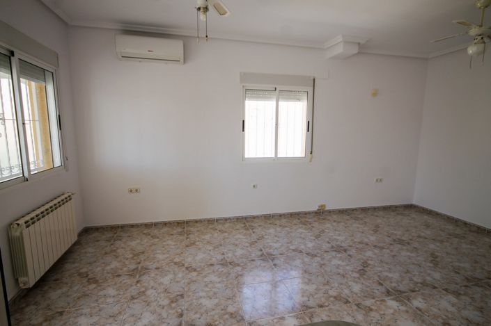 Image No.9-Villa de 2 chambres à vendre à Espagne