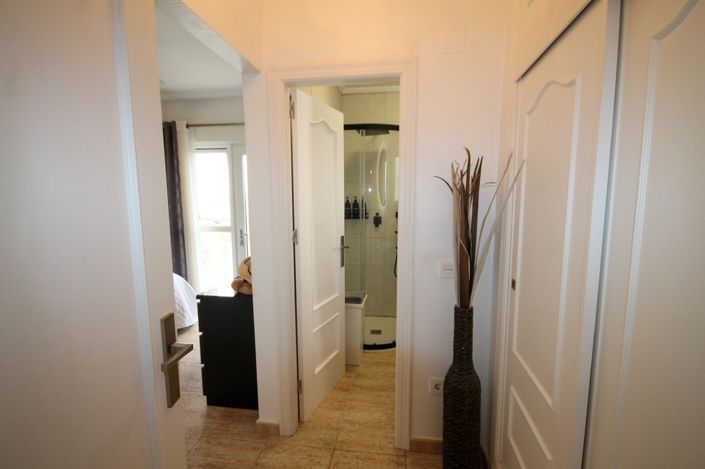 Image No.15-2 Bed Apartment for sale