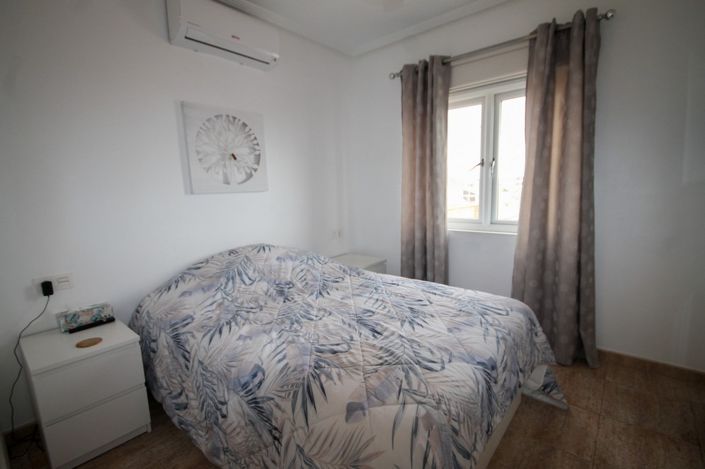 Image No.21-2 Bed Apartment for sale