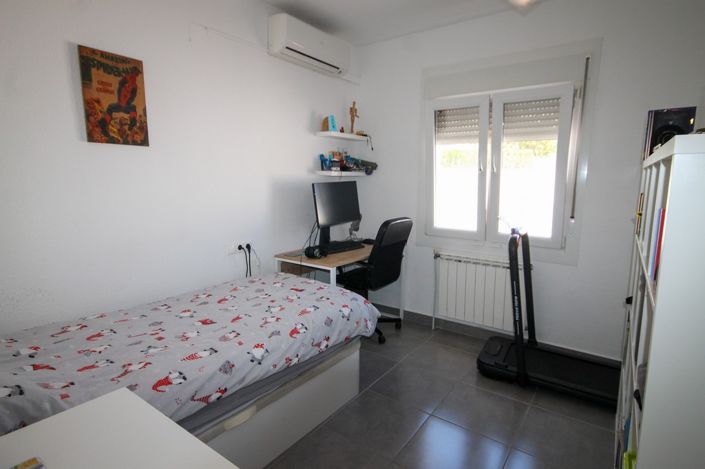 Image No.10-4 Bed Villa for sale