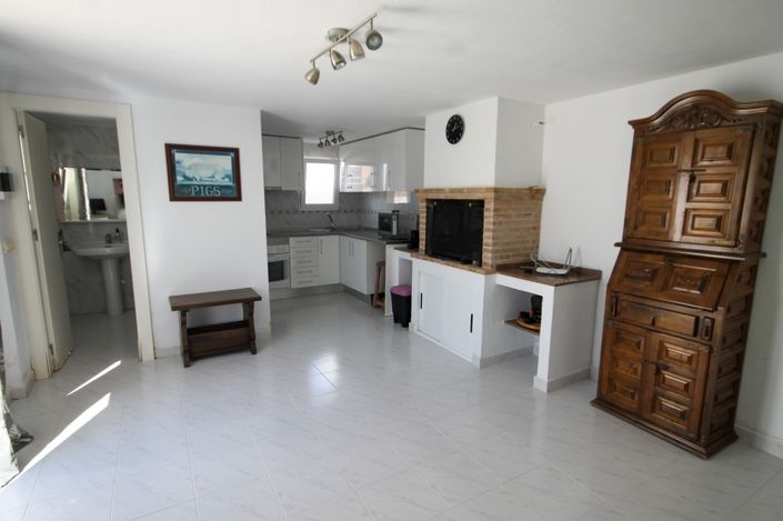 Image No.28-4 Bed Villa for sale