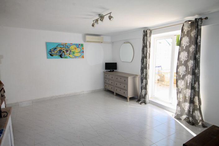 Image No.32-4 Bed Villa for sale