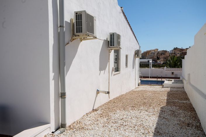 Image No.43-4 Bed Villa for sale
