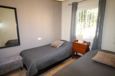 1729img1555-qpr
