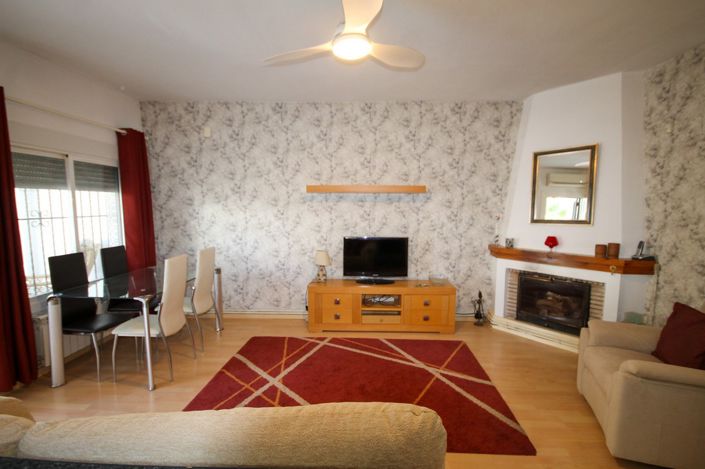 Image No.14-4 Bed House for sale