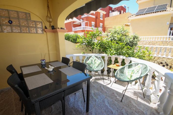 Image No.3-3 Bed House for sale