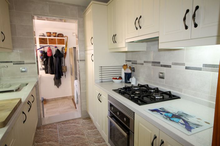 Image No.7-3 Bed House for sale