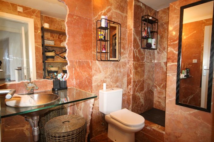 Image No.15-2 Bed Apartment for sale