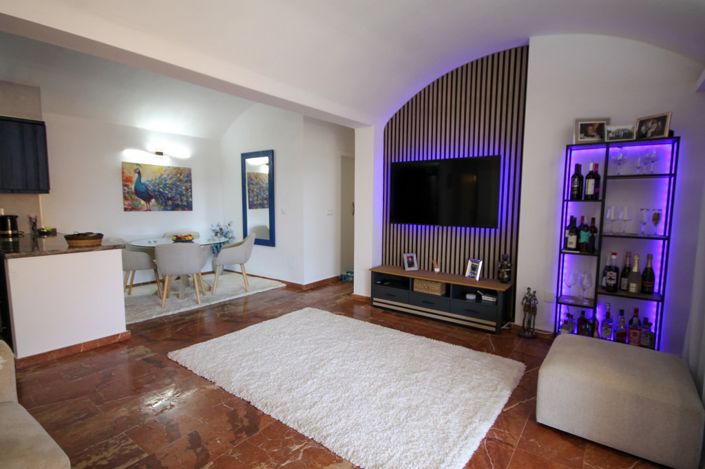 Image No.19-2 Bed Apartment for sale