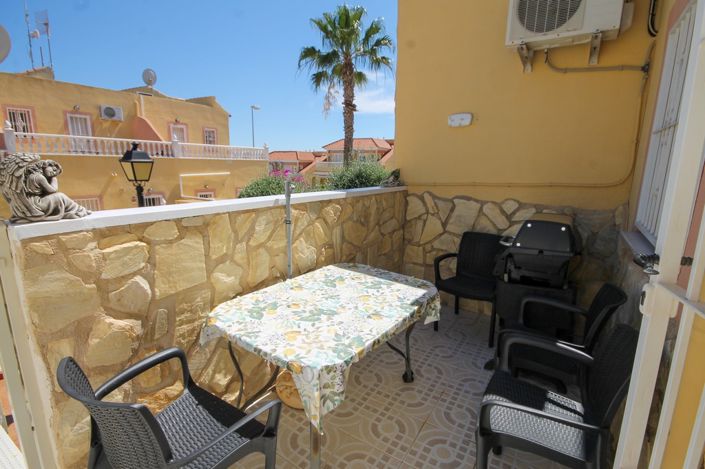 Image No.12-3 Bed House for sale