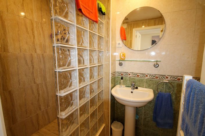 Image No.14-3 Bed House for sale