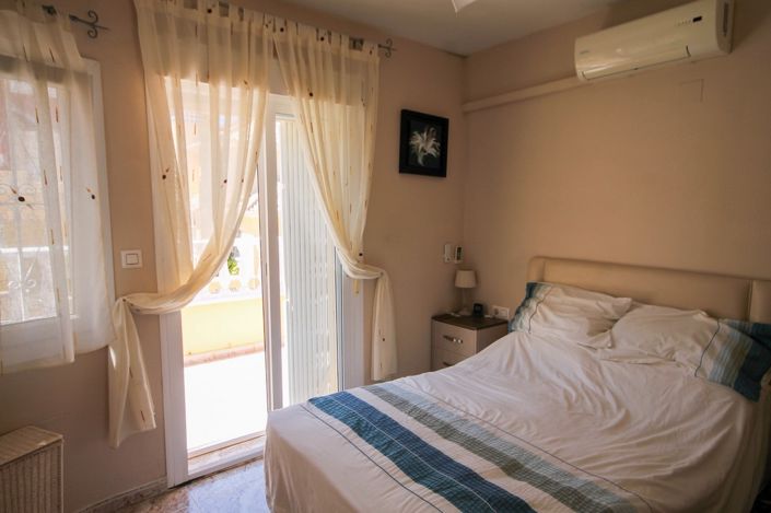 Image No.22-3 Bed House for sale