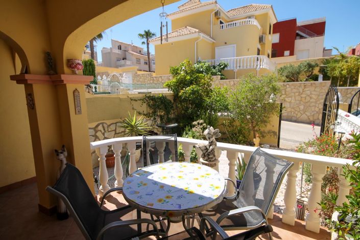 Image No.5-3 Bed House for sale