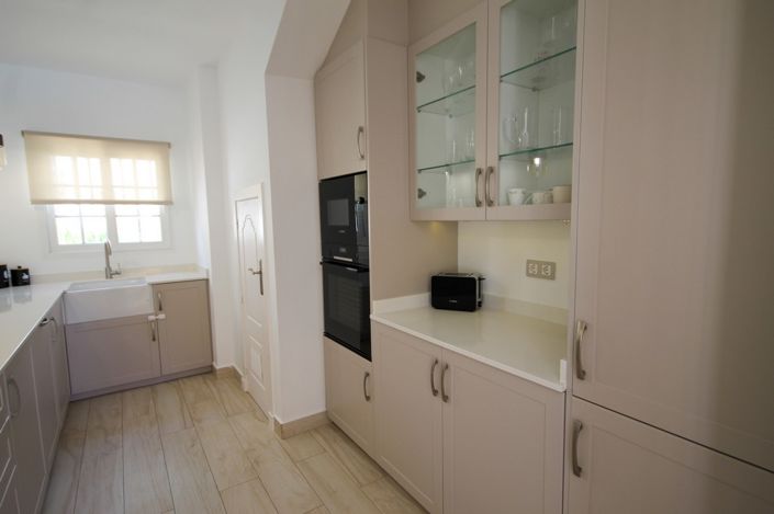 Image No.10-3 Bed Villa for sale