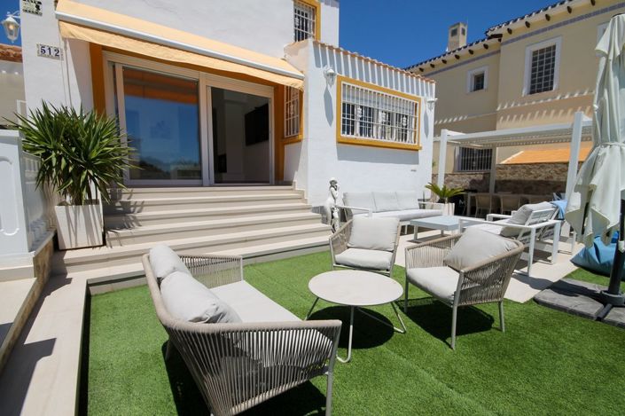 Image No.3-3 Bed Villa for sale