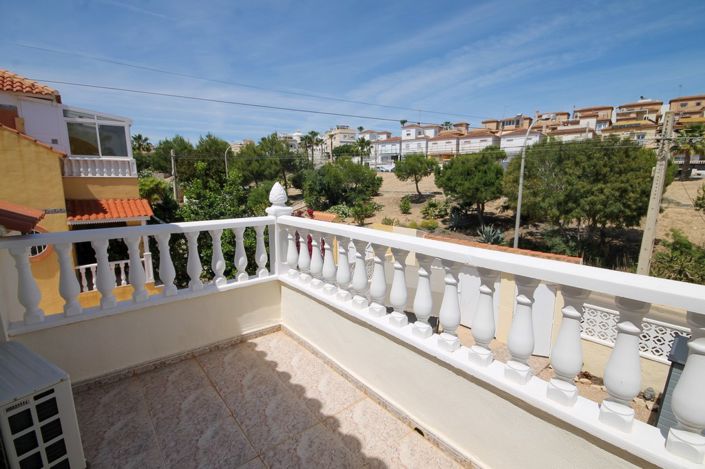 Image No.22-2 Bed House for sale
