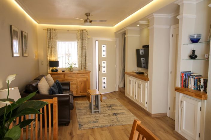 Image No.13-2 Bed House for sale