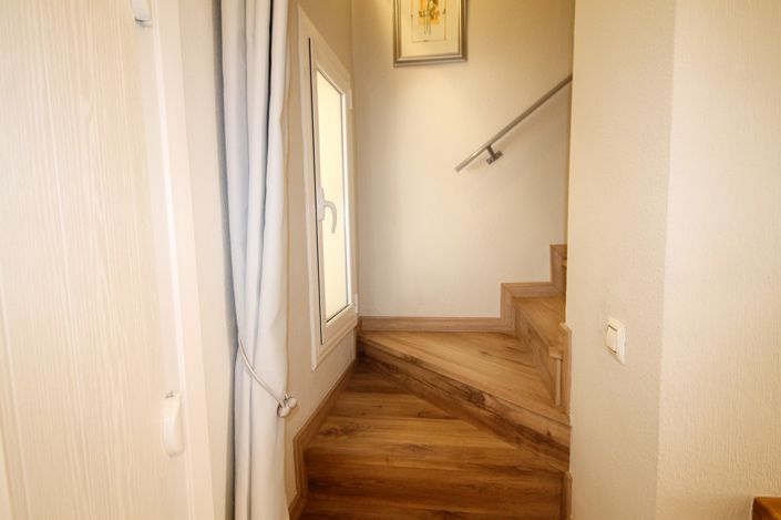 Image No.16-2 Bed House for sale