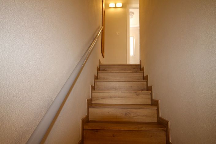 Image No.17-2 Bed House for sale