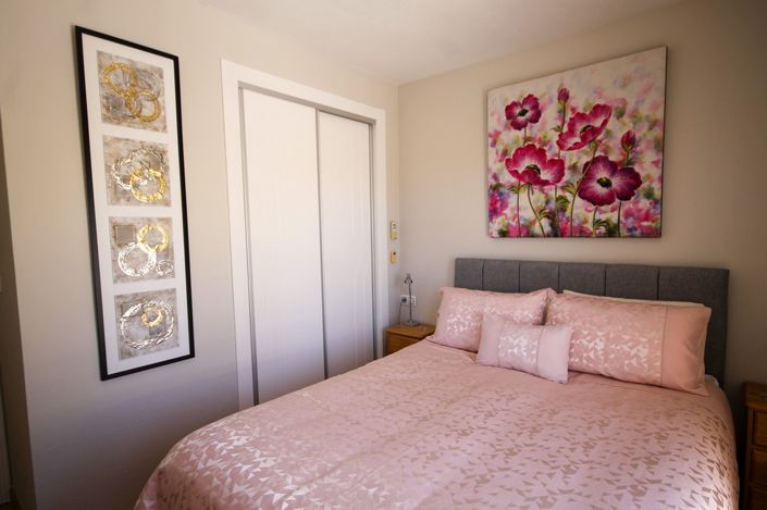 Image No.25-2 Bed House for sale