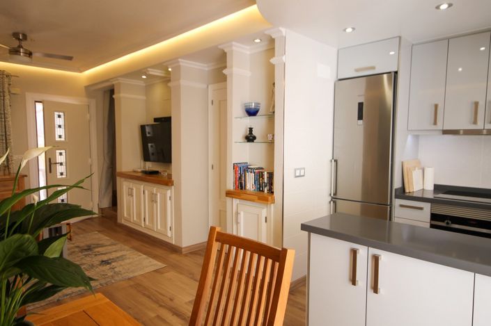 Image No.9-2 Bed House for sale