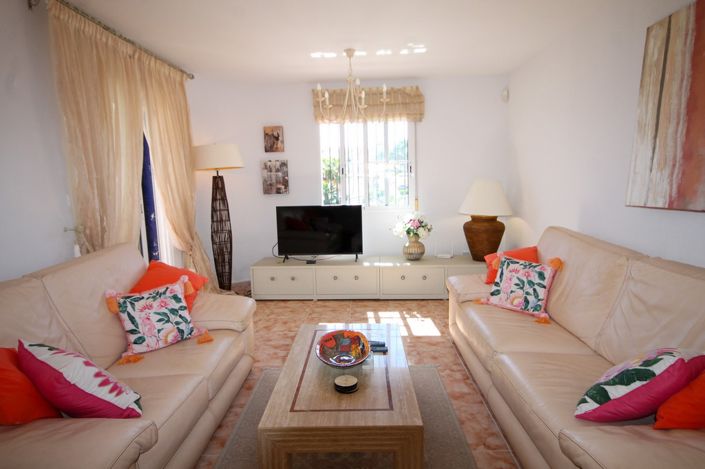 Image No.11-3 Bed Villa for sale