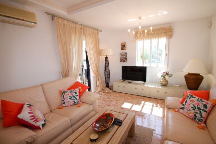 Image No.14-3 Bed Villa for sale