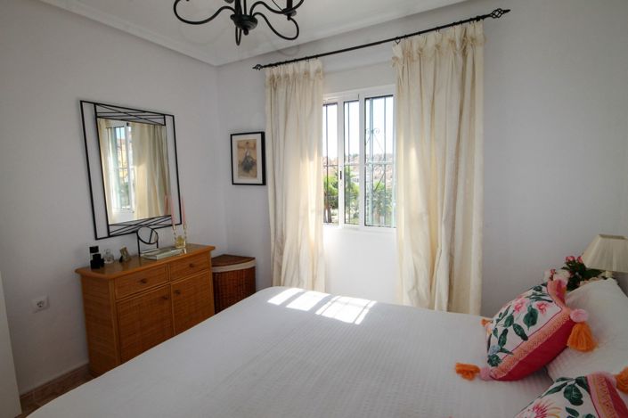 Image No.24-3 Bed Villa for sale