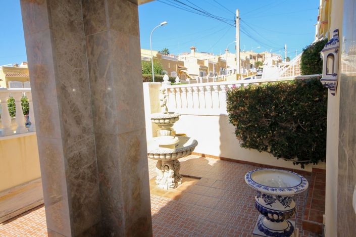 Image No.37-3 Bed Villa for sale