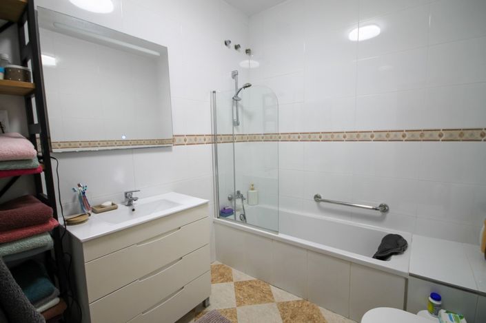 Image No.12-5 Bed Villa for sale