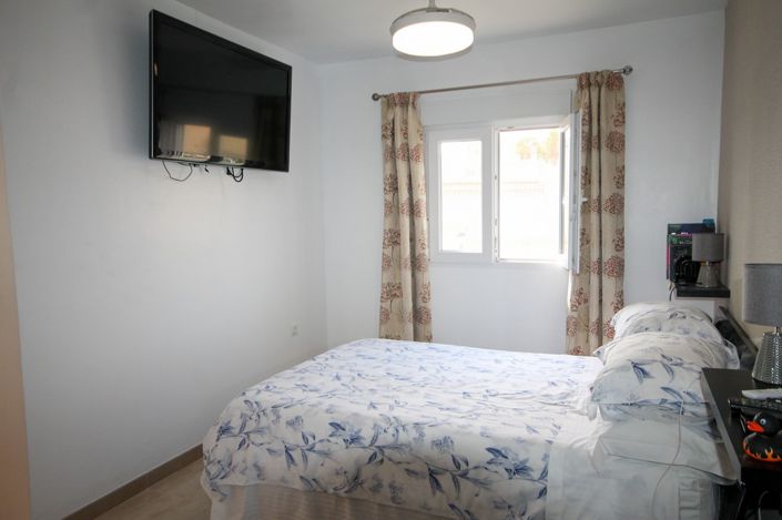 Image No.17-5 Bed Villa for sale