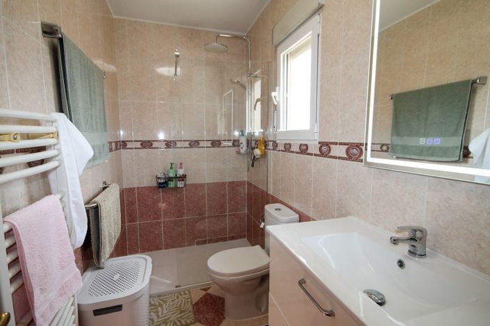 Image No.31-5 Bed Villa for sale