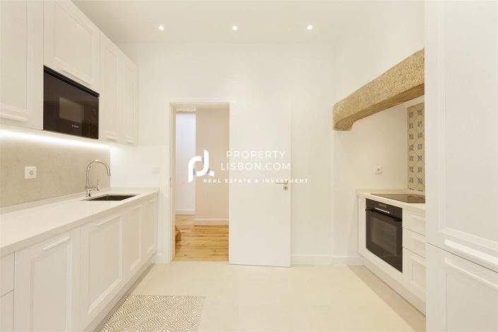 Image No.1-Appartement de 4 chambres à vendre à Lisbon